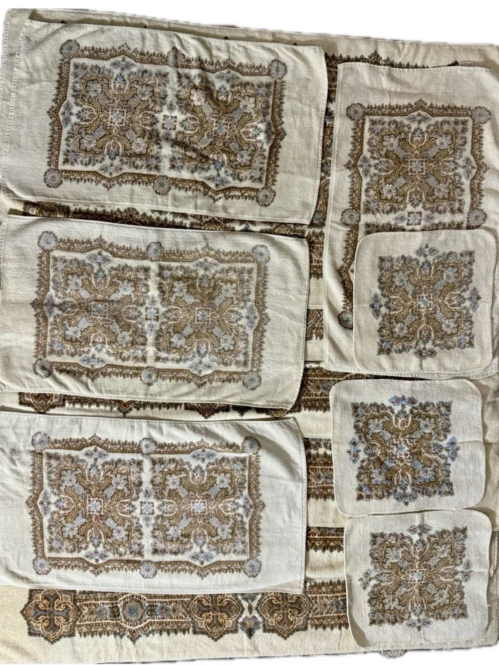 Vintage J.P. Stevens Utica Fine Arts 13 Pc Towel Set Persian Medallion USA